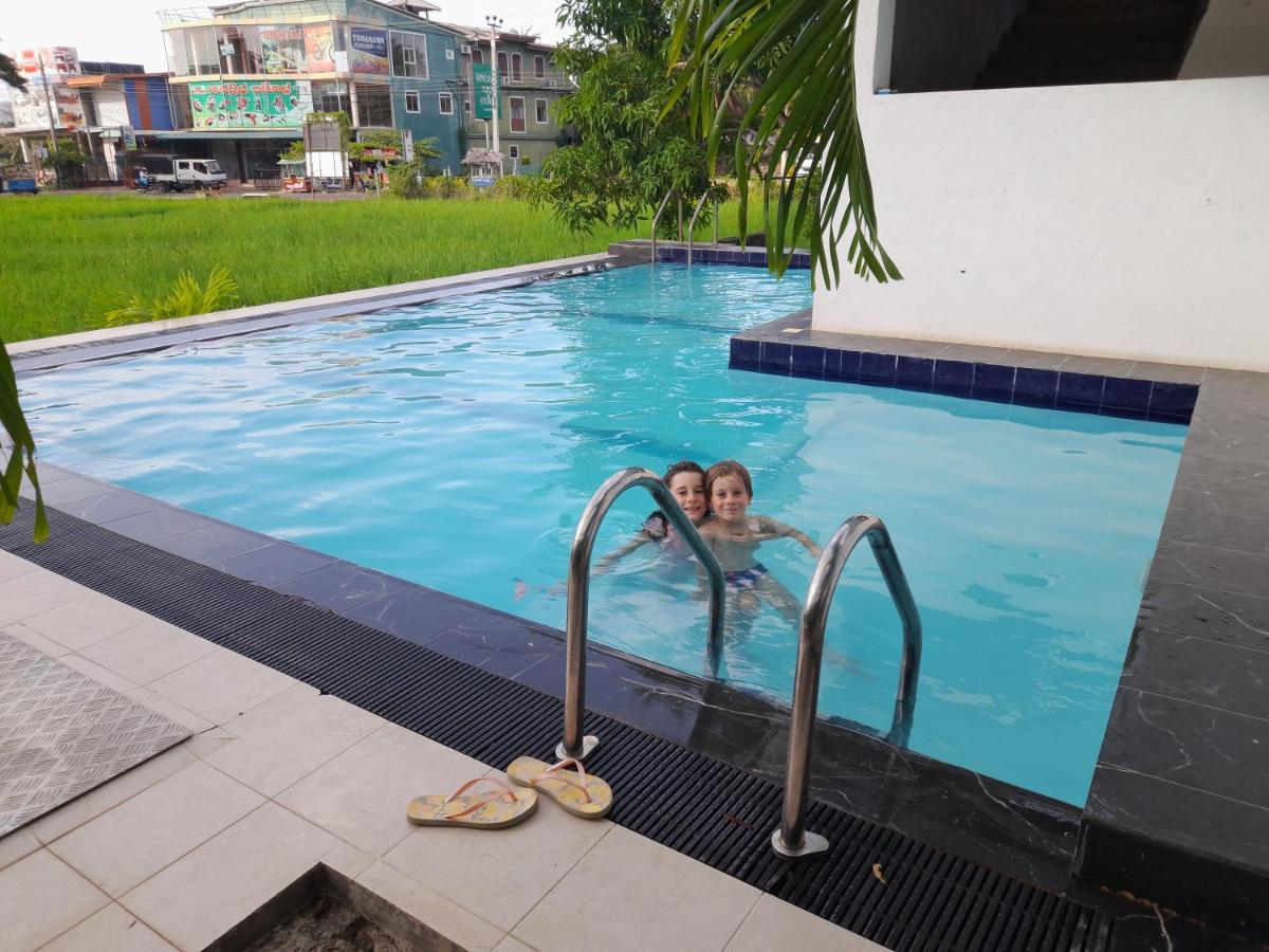 Traveller'S Home Hotel Tissamaharama Luaran gambar